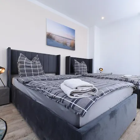 - Lilo Monteur - Apartment Luckenwalde