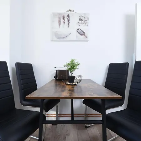 Apartmán - Lilo Monteur - *